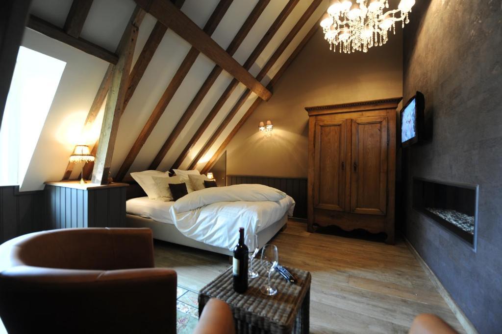 B&B De Rentmeesterhoeve Reningelst Δωμάτιο φωτογραφία